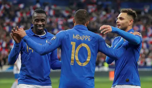 欧洲预选回顾：冰岛处女作4-0大胜比赛