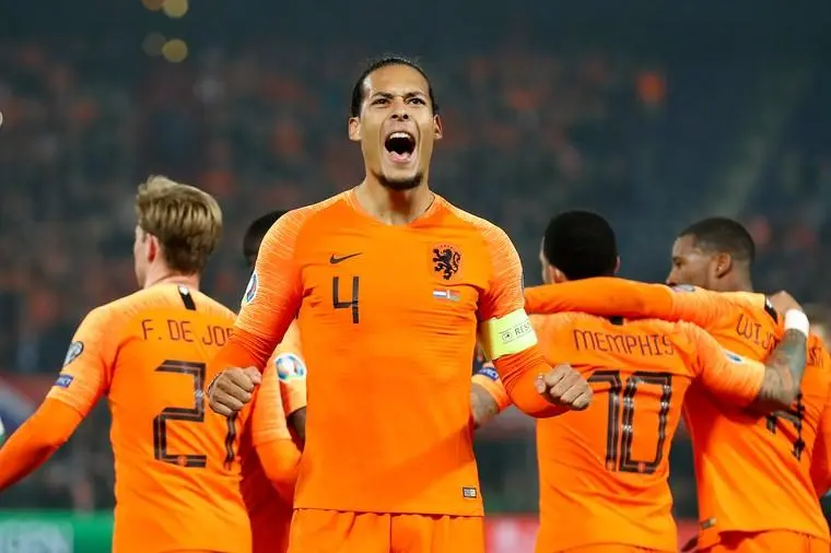 荷兰队1:0塞内加尔