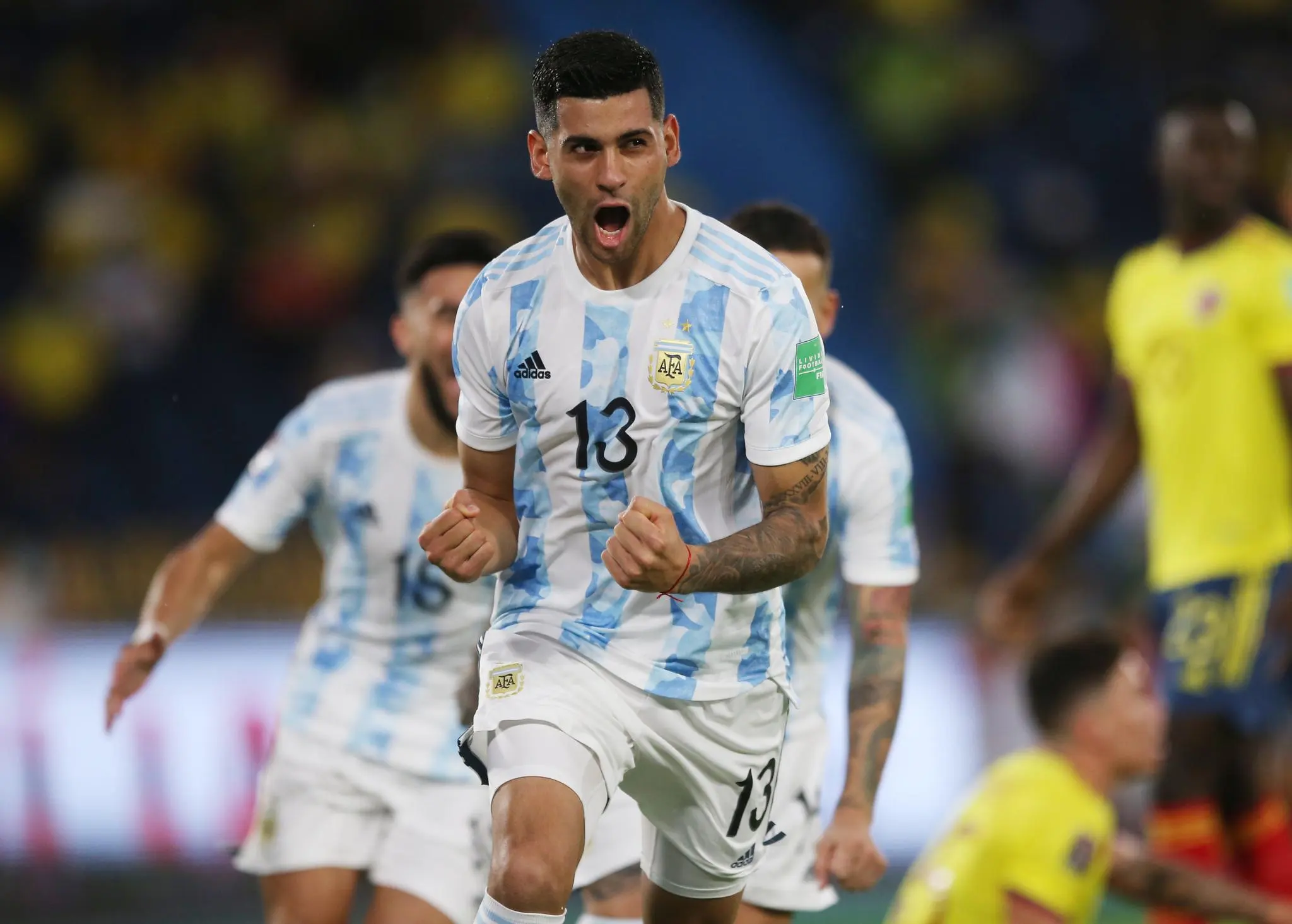 阿根廷2:1澳大利亚，世界杯战报：梅西带领阿根廷成功进入八强