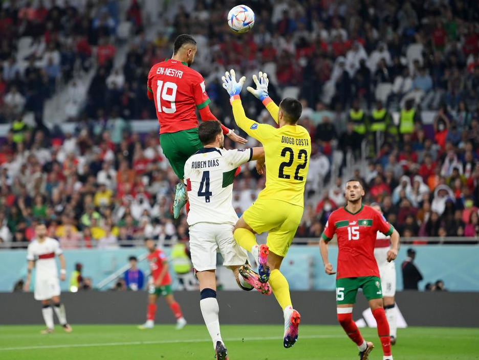 摩洛哥1-0葡萄牙，C罗和葡萄牙出局，摩洛哥历史首进世界杯半决赛