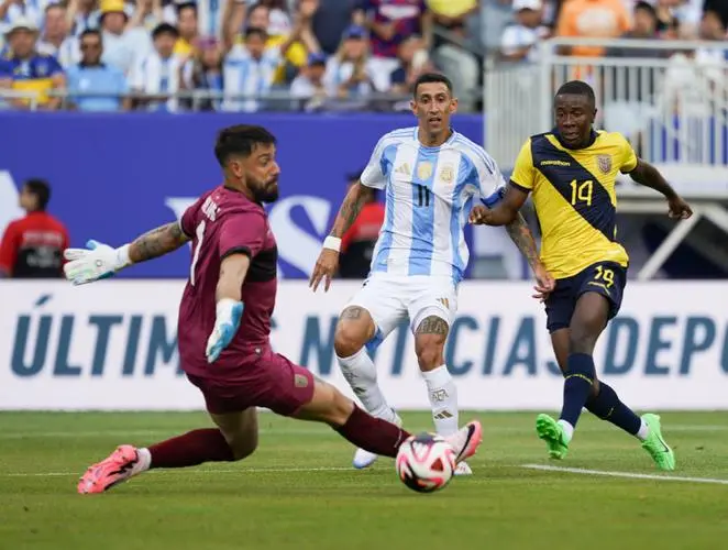 迪马利亚斩获胜利，梅西替补登场，阿根廷1-0战胜厄瓜多尔