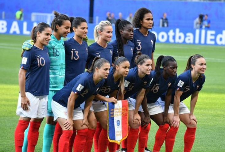 法国女足  VS 哥伦比亚女足